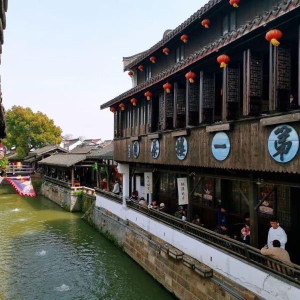 重庆近视手术口碑前三甲医院,哪些人不能做近视手术