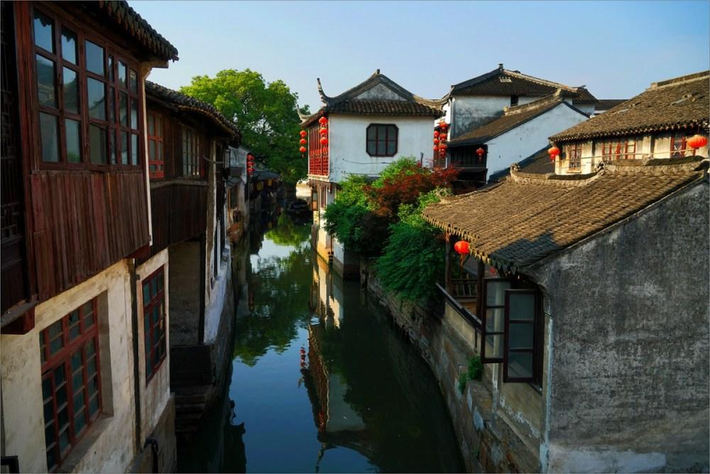 逃离海岛村